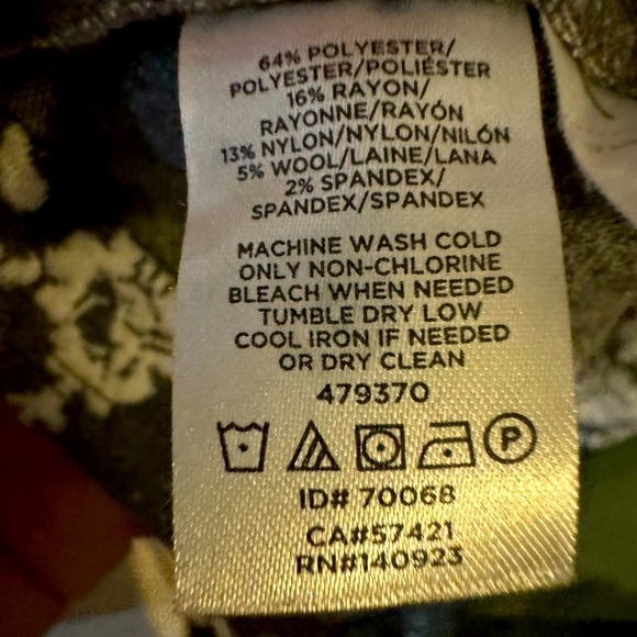 Loft dress gray and white textured paisley size medium excellent condition! - Picture 6 of 6